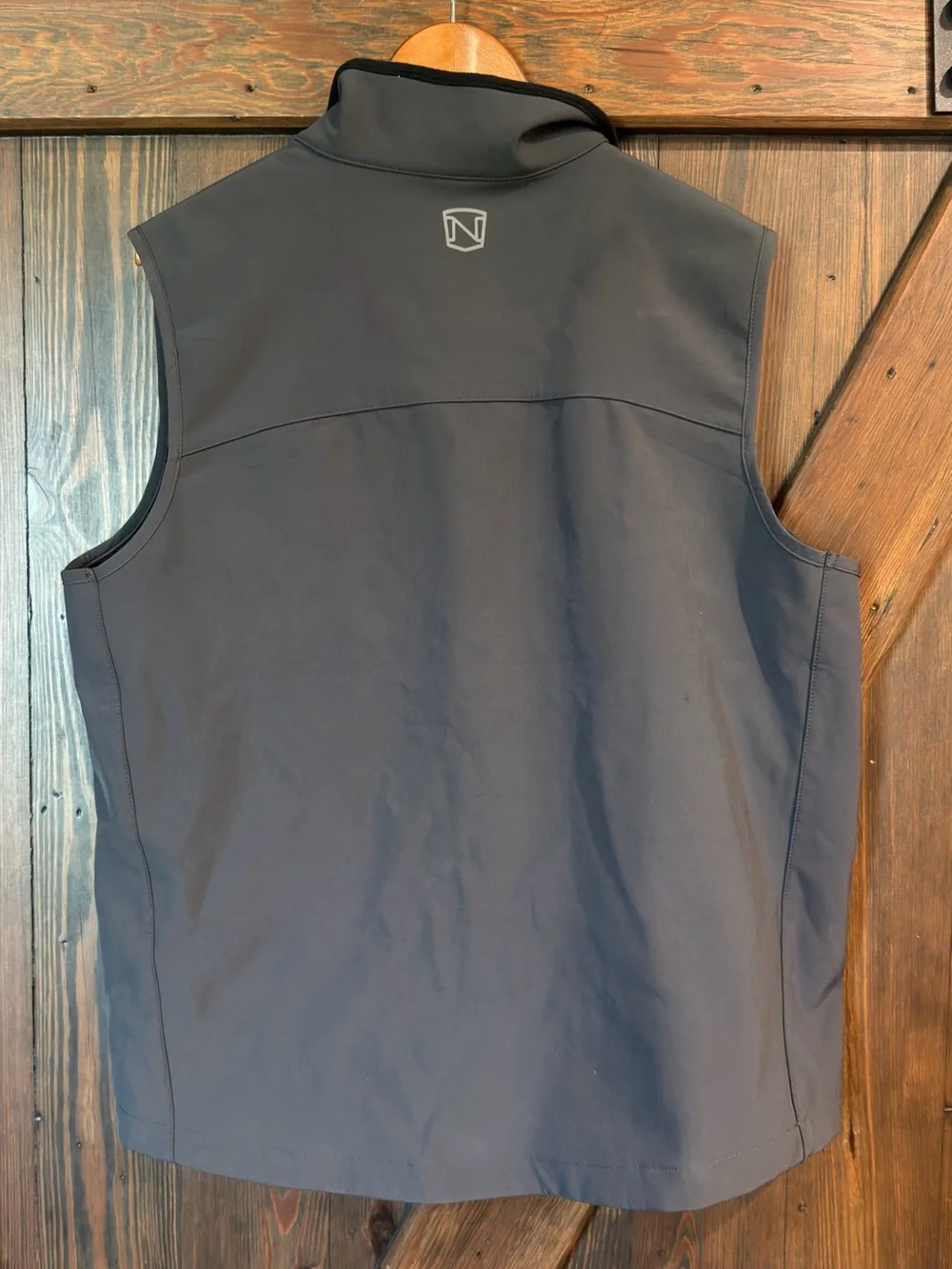 Murdochs Vest
